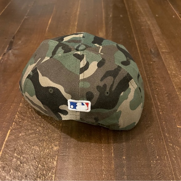 New Era 9Forty Snapback Flatbrim MLB LA Dodgers Fashion Camo Hat sample - Picture 3 of 4